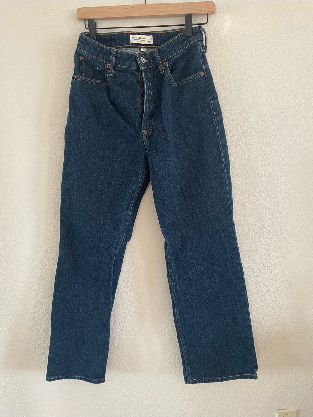 Abercrombie High Rise 90s Relaxed Jean/ Size 27 short